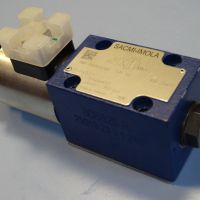 Хидравличен разпределител SACMI-IMOLA R 901020360 directional control valve 24VDC, снимка 2 - Резервни части за машини - 45239284