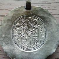 Висулка медальон с монета на Иван Асен 2, снимка 1 - Колиета, медальони, синджири - 45869995