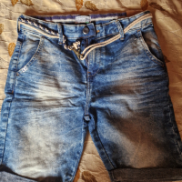 Къси дънкови панталони , снимка 1 - Къси панталони и бермуди - 45034655
