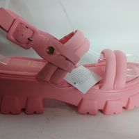 дамски спортни сандали , снимка 1 - Сандали - 45525565