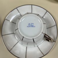 Порцелан, "Лимож" сервиз за чай в бяло и платина, стил Арт Деко., снимка 4 - Сервизи - 45431294