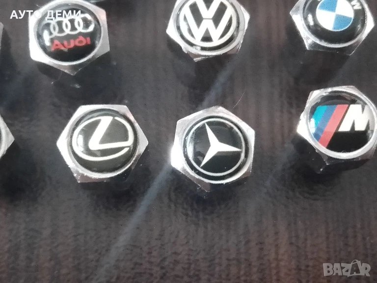 4 бр-3.40 лв Пластмасови хром цвят капачки за вентили на гуми на кола мотор велосипед , снимка 1