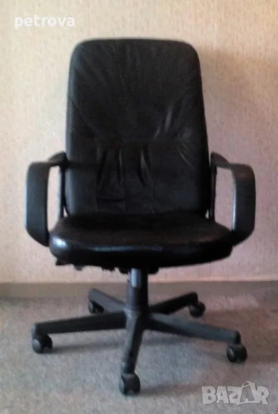 Офис стол естествена кожа, снимка 1