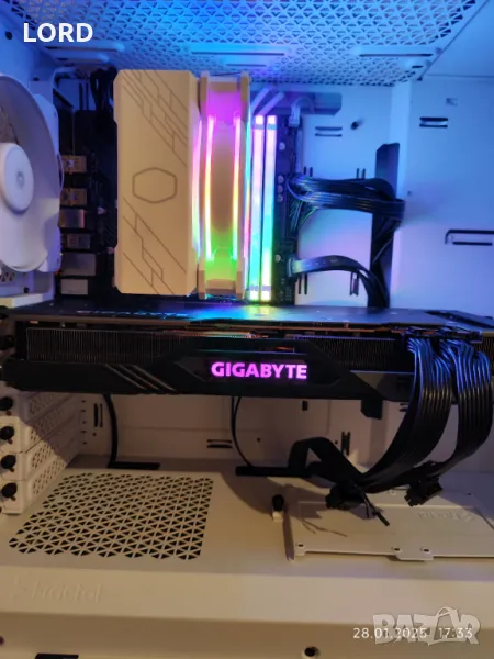 Видеокарта Gigabyte RX 7900 XTX 24GB Gaming OC - Гаранция!, снимка 1