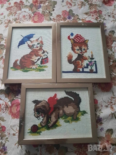Комплект 3 гоблена с котки* Обща цена 50 лева, снимка 1