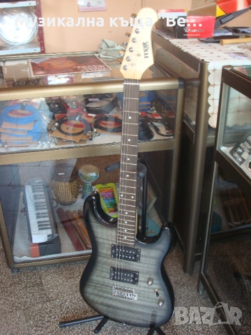 Електрическа китара, снимка 14 - Китари - 54111349
