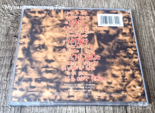 Компакт Дискове - Рок - Метъл: Korn – Untouchables, снимка 2 - CD дискове - 54206295