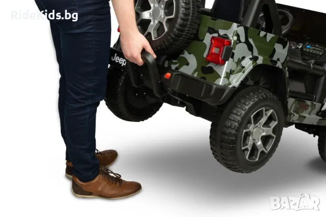 Офроуд акумулаторен автомобил  JEEP RUBICON Камофлаж– 4x4, до 35кг., с дистанционно и LED,, снимка 14 - Детски велосипеди, триколки и коли - 50099656