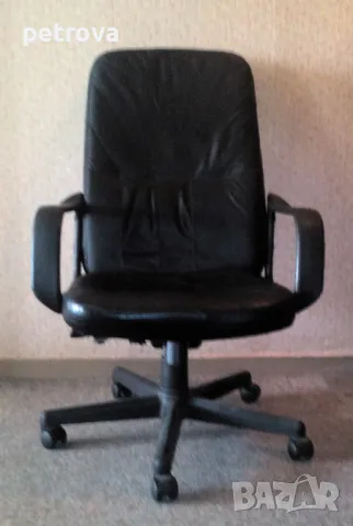 Офис стол естествена кожа, снимка 1