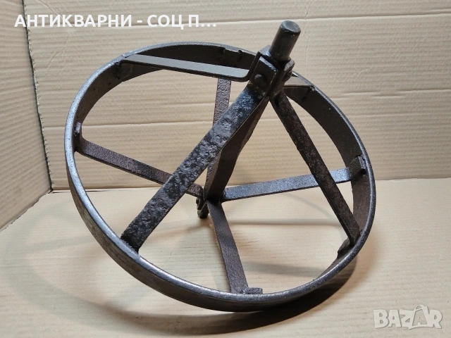 Старо Ковано Метално Колело За Ръчна Количка. / 4,7 кг. / НОМЕР 755., снимка 7 - Антикварни и старинни предмети - 54093149
