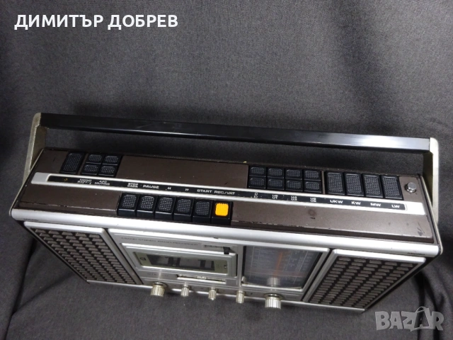 СТАР РЕТРО ТРАНЗИСТОР РАДИО КАСЕТОФОН GRUNDIG C 9000 AUTOMATIC STEREO, снимка 4 - Радиокасетофони, транзистори - 54080534
