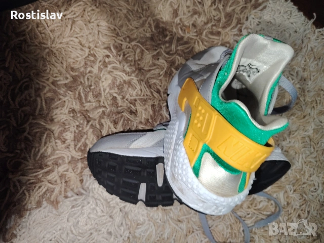 Nike Huarace , снимка 2 - Маратонки - 53304626