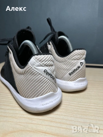 Продавам дамски маратонки Reebok, снимка 4 - Маратонки - 53740752