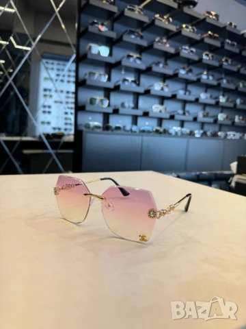 очила с черен обикновен калъф и ув защита fendi chanel , снимка 11 - Слънчеви и диоптрични очила - 51301509