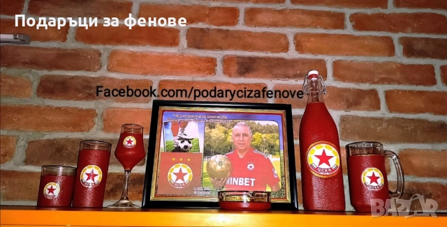 Подарък за Коледа- ръчно декорирана бутилка с логото на ЦСКА, снимка 2 - Коледни подаръци - 38494176
