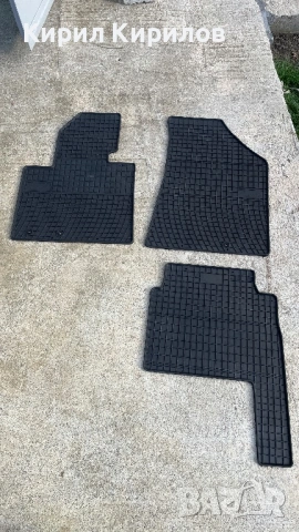 Гумени стелки за Кия Соренто ХМ 2 генерация / Kia Sorento XM II генерация , 2010-2012