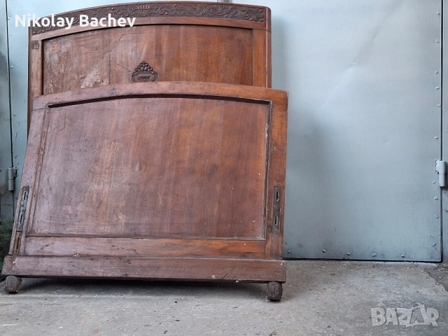 Масивно орехово легло, снимка 3 - Спални и легла - 51482585