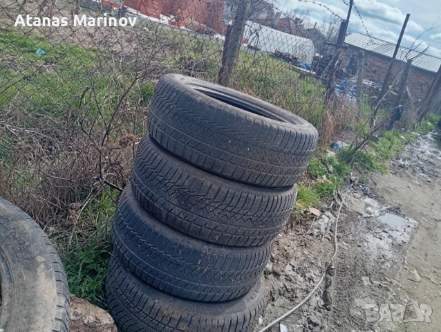 Продавам Гуми размер на гумите 22/55 R17