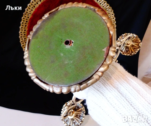 Бронзов свещник,троен свещник,барок 2.8 кг., снимка 9 - Антикварни и старинни предмети - 54271714