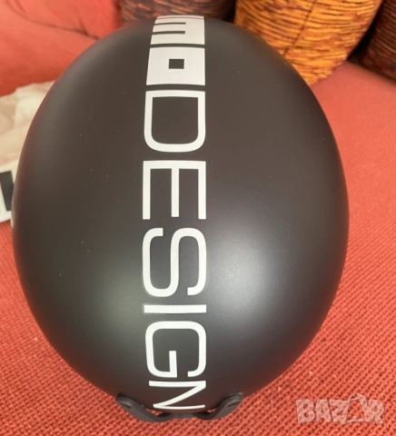 Нова раздвижна италианска каска MOMODESIGNмоделKOMET 18 black/white matразмер L-XL 59-60, снимка 3 - Зимни спортове - 51744074