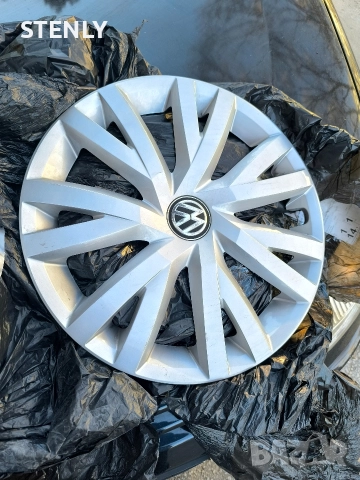 Оригинални тасове за Фолксваген,Wv-16 цола, снимка 2 - Аксесоари и консумативи - 52747251