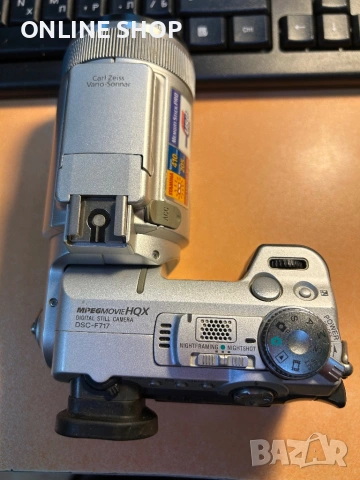 Фотоапарат Sony DSC - F717  за части, снимка 2 - Фотоапарати - 53514447