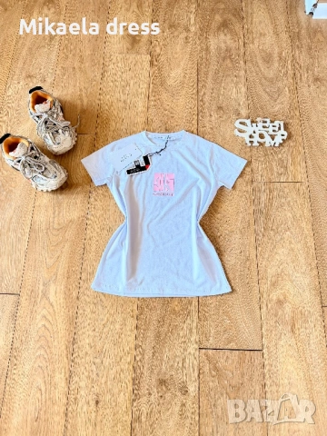 Нова синя тениска на C K, подходяща за ежедневно носене.СМ Л размер, снимка 2 - Тениски - 53854027