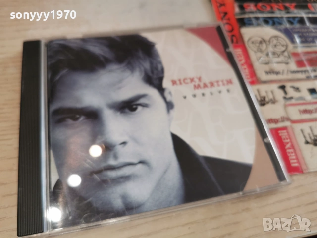 RICKY MARTIN CD 0402261833, снимка 8 - CD дискове - 53357028