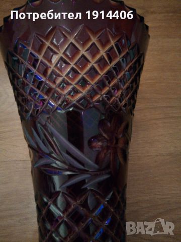 Красива ваза, оловен кристал, лилава, прекрасни орнаменти,, снимка 3 - Вази - 46463658