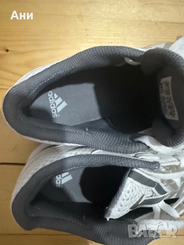 Adidas 37 1/2 , снимка 3 - Детски маратонки - 52916693