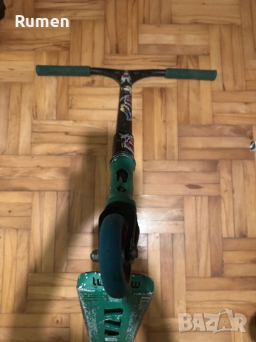 Тротинетка къстъм/scooter custom, снимка 4 - Скейтборд, ховърборд, уейвборд - 53143617
