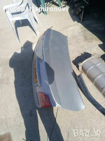 Заден капак, седан Авенсис Т27 