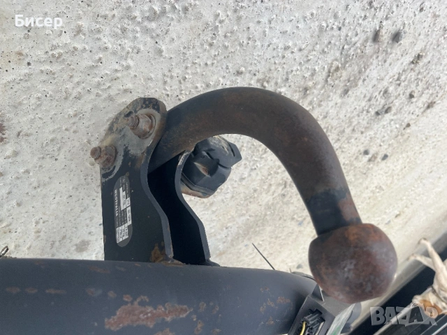 Теглич за vw touran, снимка 3 - Части - 53758947