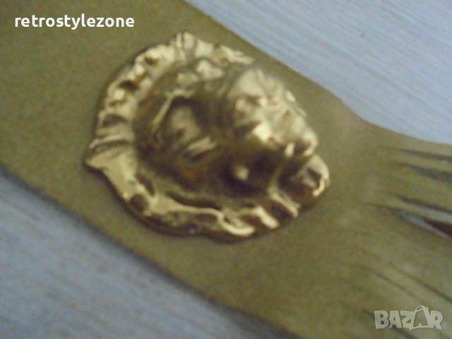 № 8112 Винтидж кожен пепелник за подлакътник , снимка 2 - Други ценни предмети - 50787425