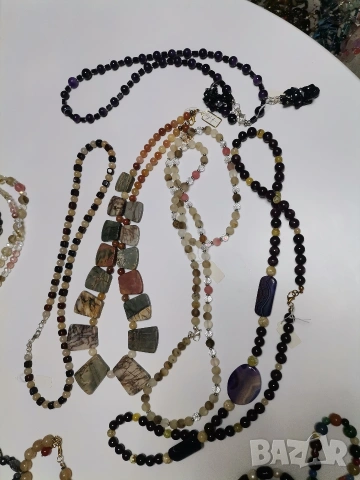 САМО 50 Евро!!! 23 БРОЯ гердани и колиета от натурални камъни, снимка 6 - Колиета, медальони, синджири - 53343088