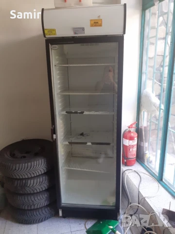 Вертикална хладилна витрина, снимка 3 - Витрини - 51422478