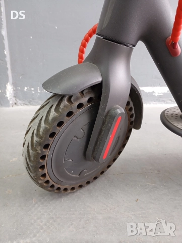 Xiaomi Mijia M365 електрическа тротинетка, снимка 3 - Велосипеди - 52841475