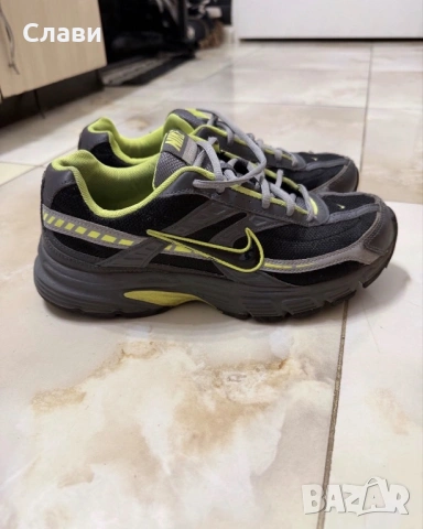 Оригинални NIKE AIR PEGASUS & NIKE INITIATOR 80 € за двата, снимка 3 - Спортни обувки - 53784778