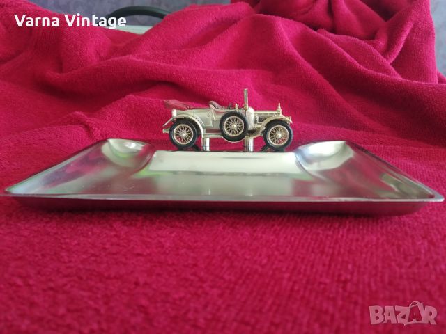 Модел Y13 DAIMLER 1911 с поднос. LESNEY MATCHBOX MODELS. Англия. 70те г., снимка 2 - Колекции - 46618295