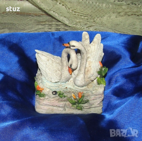 Музикално украшение със сензор за движение, Лебеди