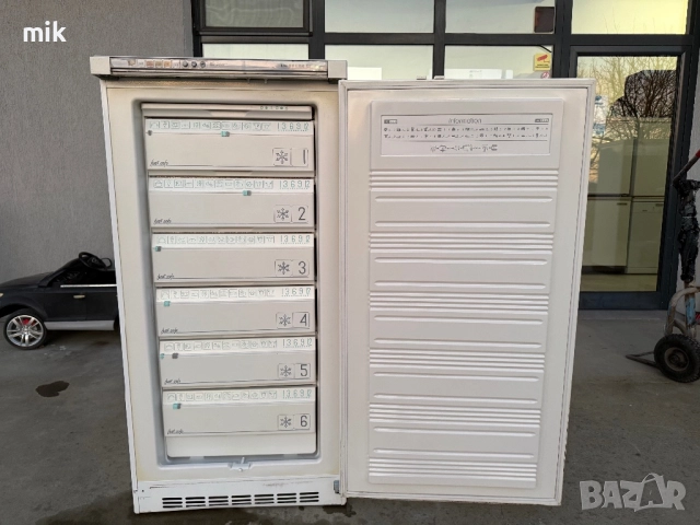 Фризер Либхер 135см 