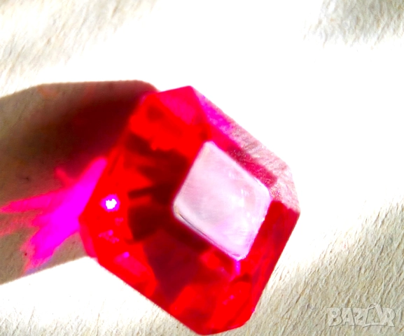Естествен фасетиран рубин 7.70 k. Сертификат, снимка 7 - Други - 52242832