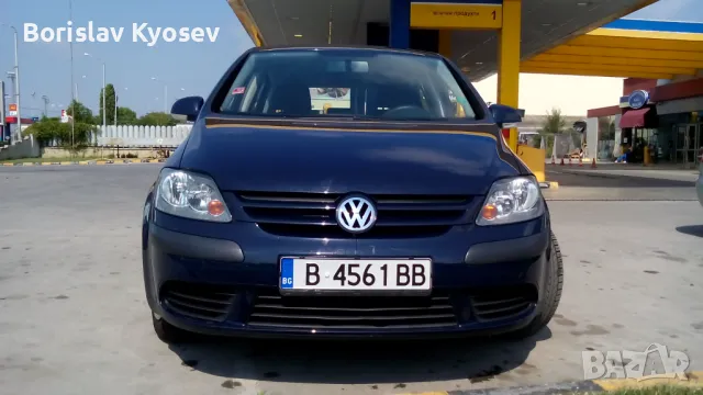 ПРОДАВАМ WV GOLF PLUS 1.6 БЕНЗИН 102 К.С. 2006г., снимка 1 - Автомобили и джипове - 47497629