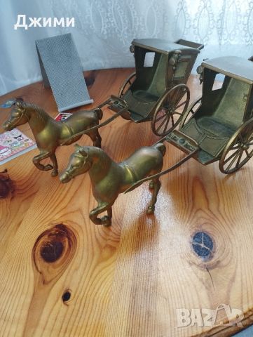 красиви бронзови колесници със коне, снимка 1 - Антикварни и старинни предмети - 45698594