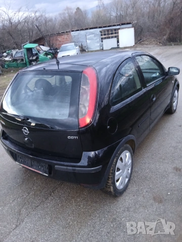 Opel corsa 1.3 2004г, снимка 3 - Автомобили и джипове - 53610572