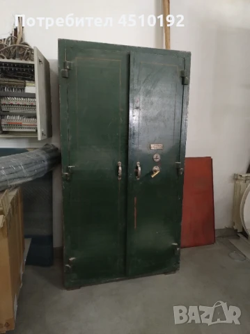 Голяма метална каса с 2 врати, снимка 1
