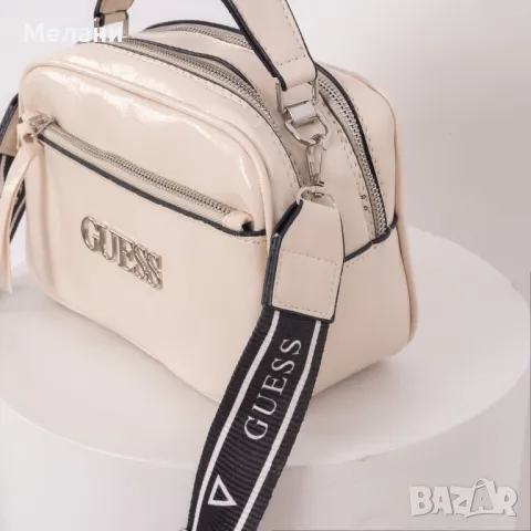 Нова дамска чанта Guess, снимка 2 - Чанти - 47039718