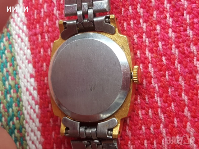 Часовник Луч, снимка 2 - Антикварни и старинни предмети - 54292520