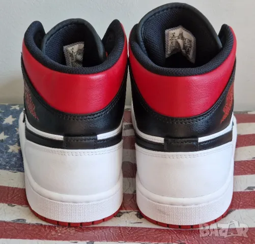 Nike Air Jordan 1 Mid "White Heel" Red Black, 41 номер, НОВИ, снимка 7 - Маратонки - 47023890