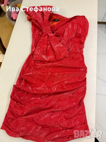 Нова парти кактейлна елегантна официална с пандела малинова рокля Elisabetta Franchi , снимка 2 - Рокли - 52749356